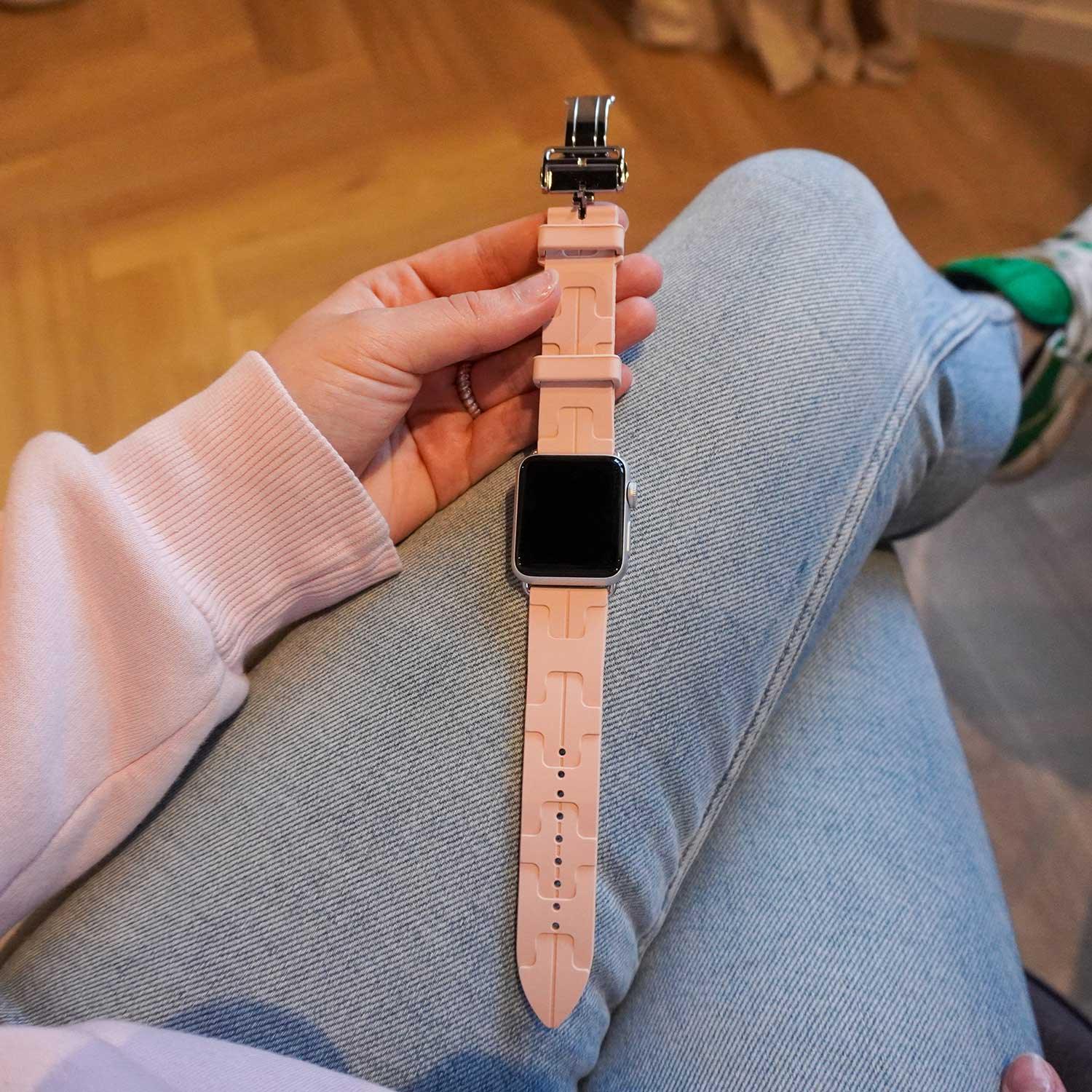 Bracelet Apple Watch kilim - silicone - rose des sables