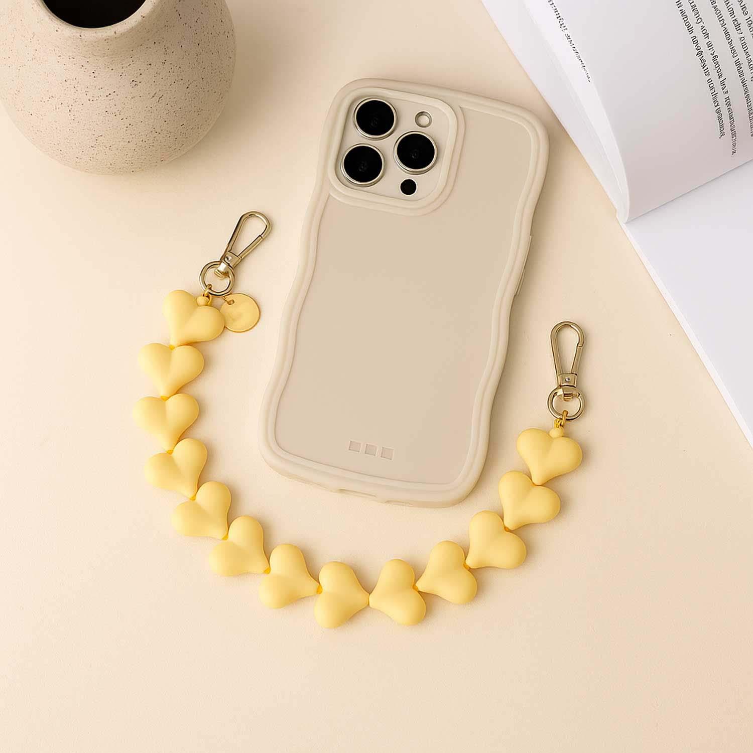 Telefoonkoord Heart - botergeel - goud